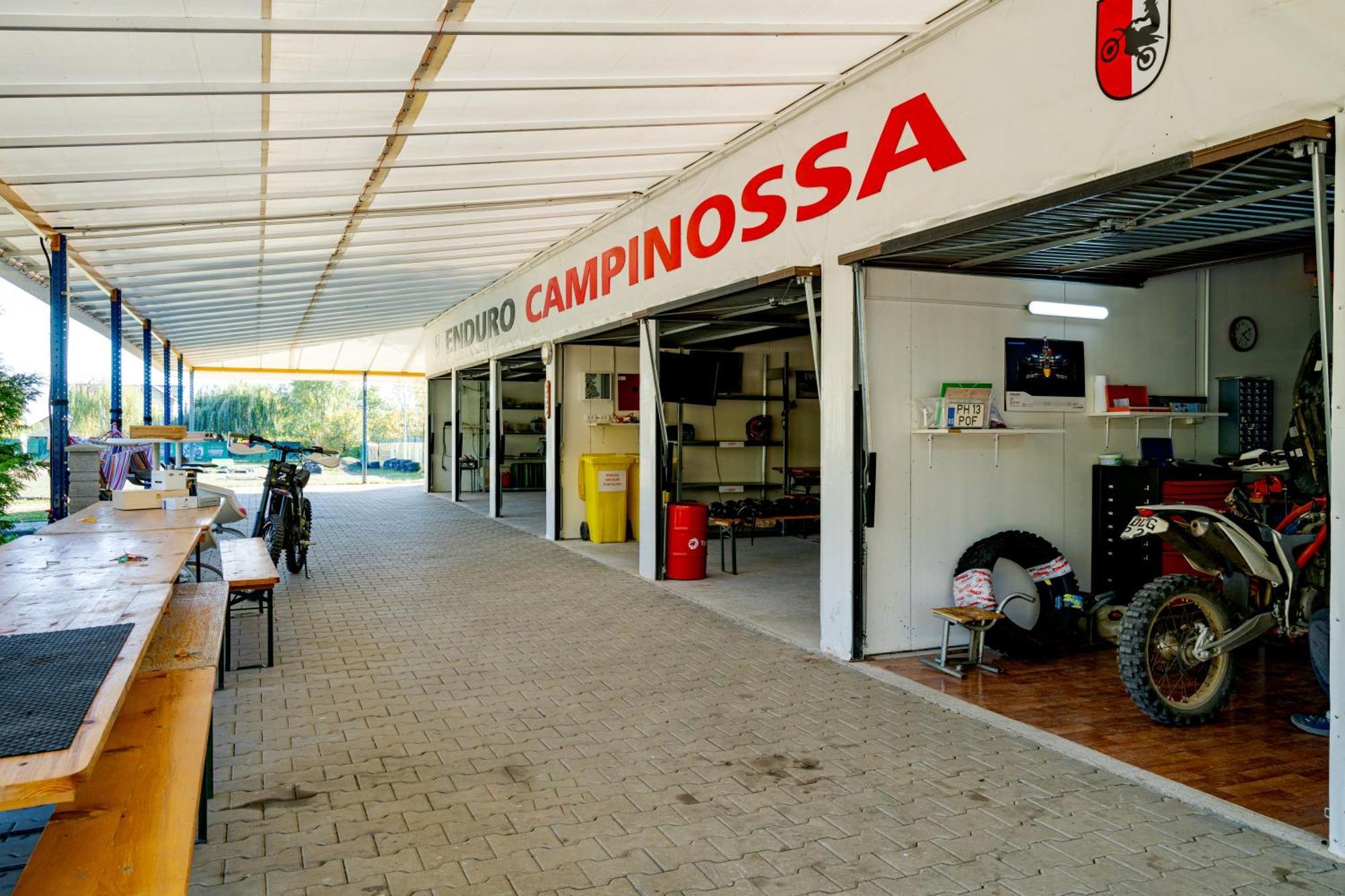 Hotel Casa Augsburg Wellness Băneşti Exterior foto